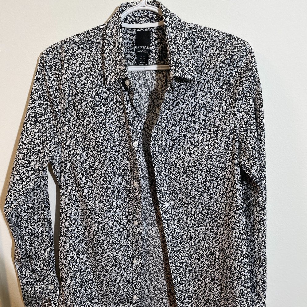 H&M Patterned Button Down Shirt